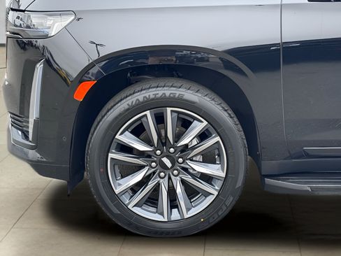 Used 2023 Cadillac Escalade Sport AWD/4WD image 44