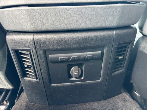 Used 2016 RAM 1500 Lone Star RWD image 15