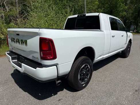 New 2025 RAM 2500 Laramie image 7