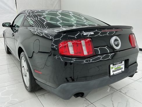 Used 2012 Ford Mustang GT RWD image 8