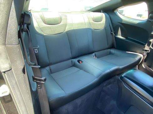 Used 2015 Hyundai Genesis 3.8 RWD image 22