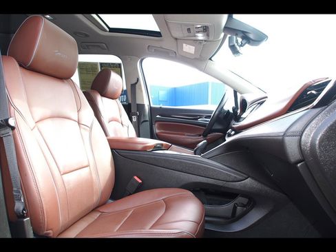 Used 2019 Buick Enclave Avenir w/ Avenir Technology Package image 18