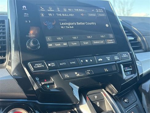 Used 2021 Honda Odyssey Touring image 18