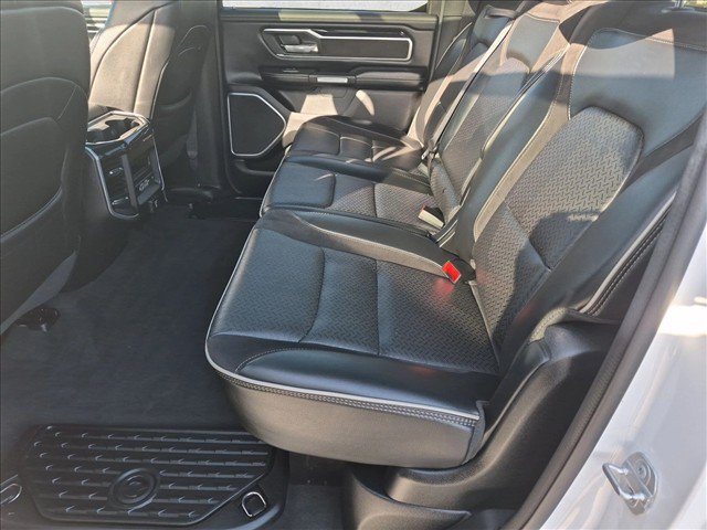Used 2020 RAM 1500 Laramie AWD/4WD image 19