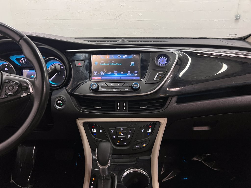Used 2018 Buick Envision Preferred AWD/4WD image 18