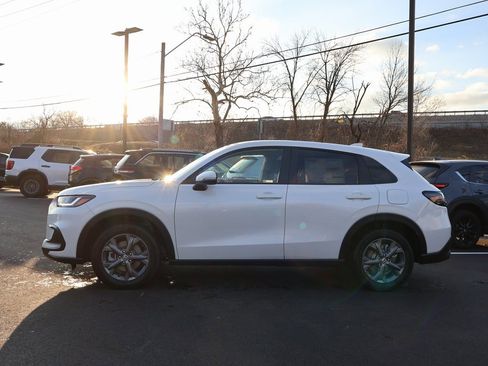 New 2026 Honda HR-V LX image 4