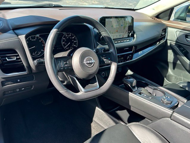 Certified 2023 Nissan Rogue SL w/ SL Premium Package AWD/4WD image 32