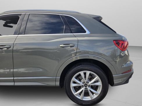 Used 2024 Audi Q3 2.0T Premium image 32