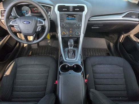 Used 2016 Ford Fusion SE FWD image 17
