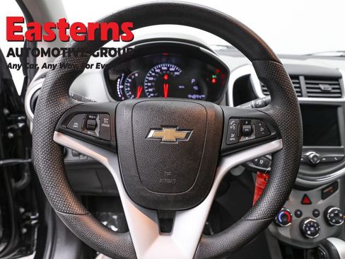 Used 2019 Chevrolet Sonic LT image 10