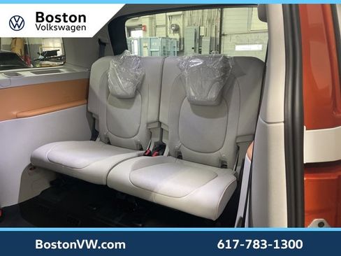 New 2025 Volkswagen ID. Buzz 1st Edition image 23