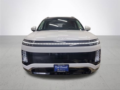 New 2026 Hyundai Ioniq 9 Calligraphy AWD/4WD image 3