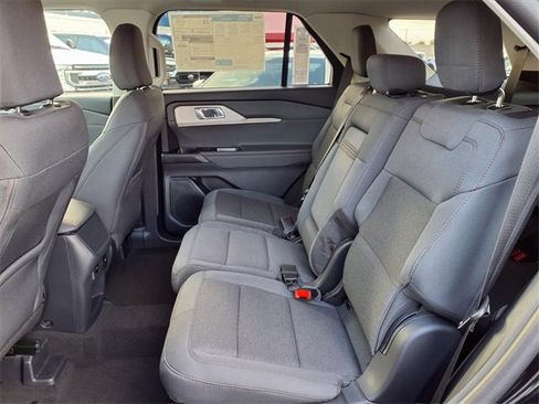 New 2025 Ford Explorer Active image 8