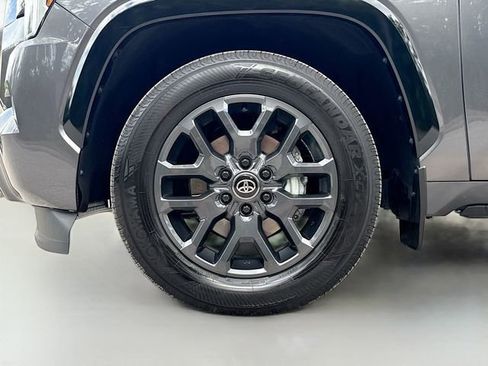 Used 2025 Toyota Sequoia Platinum AWD/4WD image 45