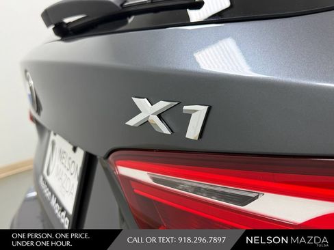 Used 2018 BMW X1 sDrive28i FWD image 11