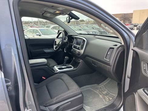 Used 2021 Chevrolet Colorado LT w/ Redline Special Edition image 14