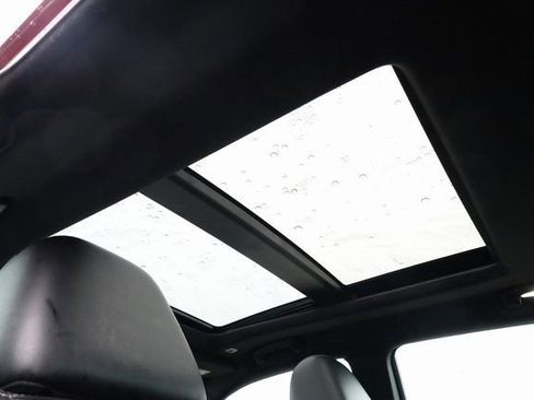 Used 2022 Chrysler 300 S image 24