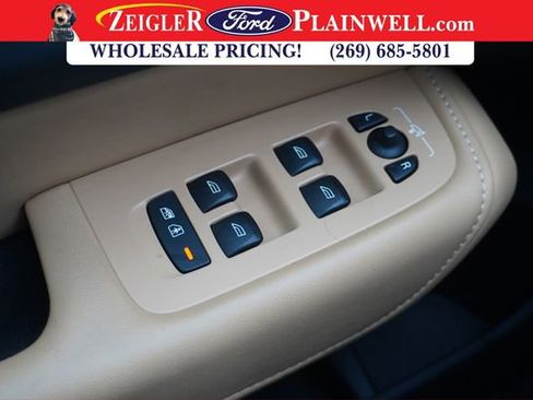 Used 2023 Volvo XC60 B5 Ultimate image 31