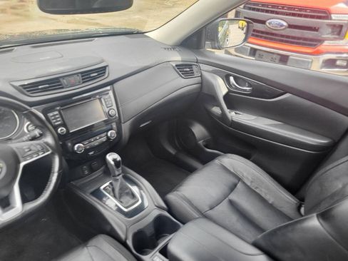 Used 2017 Nissan Rogue SL AWD/4WD image 19
