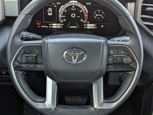 Used 2025 Toyota Tundra Limited AWD/4WD image 12