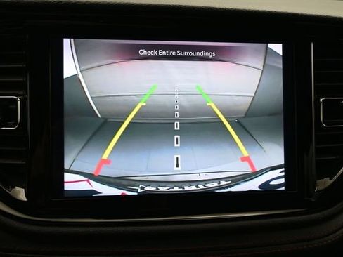 Used 2025 Dodge Durango GT AWD/4WD image 8