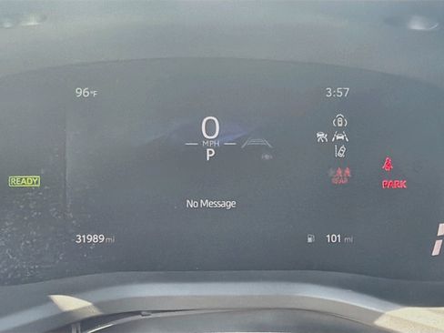 Used 2025 Toyota Camry SE FWD image 19