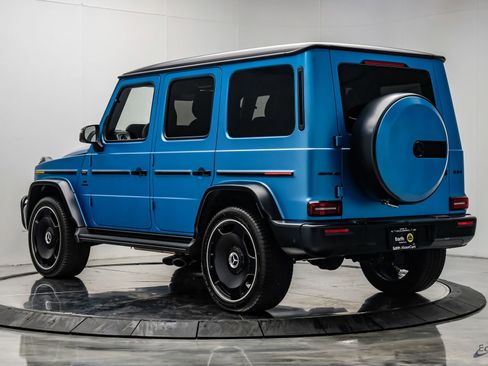 Used 2025 Mercedes-Benz G 63 AMG 4MATIC w/ Night Package Magno image 9