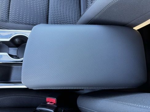 New 2026 Chevrolet Equinox LT image 17