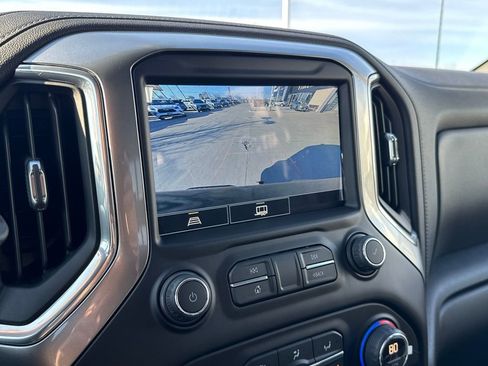 Used 2021 Chevrolet Silverado 1500 LT w/ Z71 Off-Road Package image 28