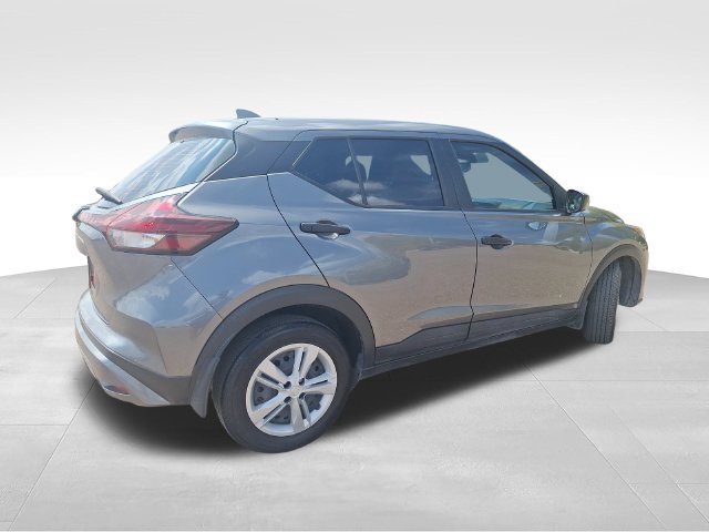 Certified 2025 Nissan Kicks Play S FWD image 8