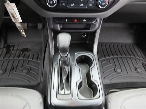Used 2022 Chevrolet Colorado W/T image 8