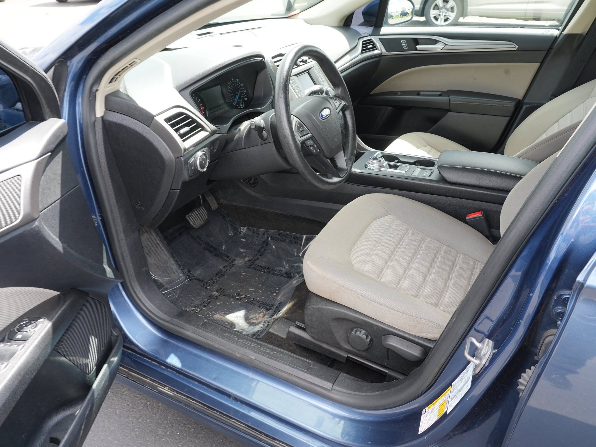 Used 2019 Ford Fusion S FWD image 13