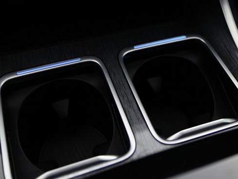 Used 2023 BMW i7 xDrive60 image 49