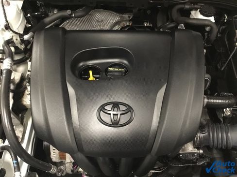 Used 2019 Toyota Yaris LE image 39