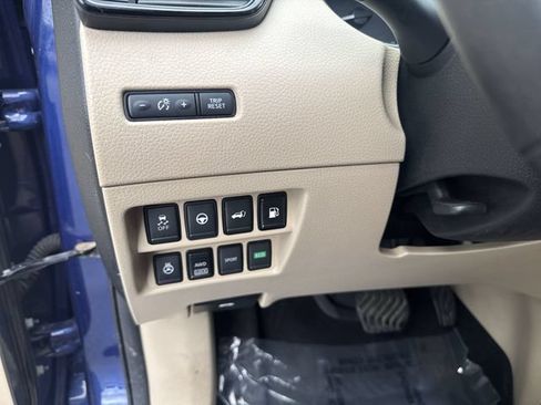 Used 2019 Nissan Rogue SL w/ Premium Package AWD/4WD image 26