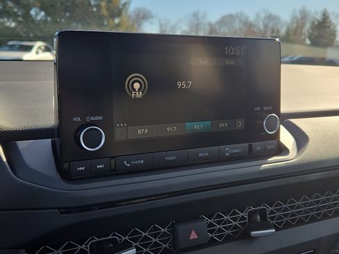 Used 2025 Honda Accord SE image 17