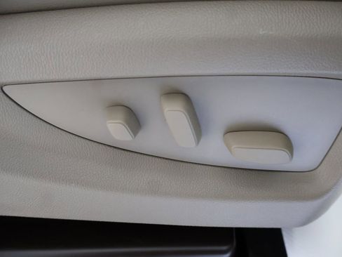 Used 2016 GMC Sierra 3500 Denali w/ Duramax Plus Package image 39