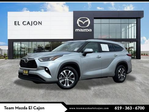 Used 2023 Toyota Highlander XLE image 1