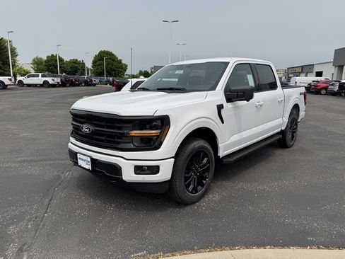 New 2025 Ford F150 XLT w/ Equipment Group 303A High image 9