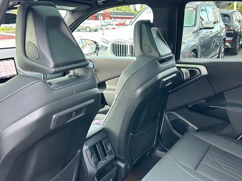 Used 2026 BMW X3 xDrive30i w/ M Sport Package AWD/4WD image 32