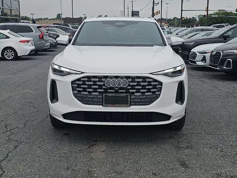 Certified 2025 Audi Q5 Premium w/ Convenience Package AWD/4WD image 17