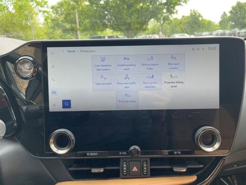 Used 2023 Lexus NX 350 AWD image 23