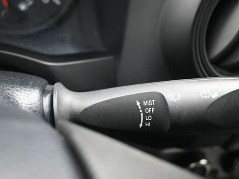 Used 2020 Toyota Tacoma SR image 13