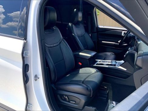 Used 2020 Ford Explorer ST w/ ST Street Pack AWD/4WD image 7