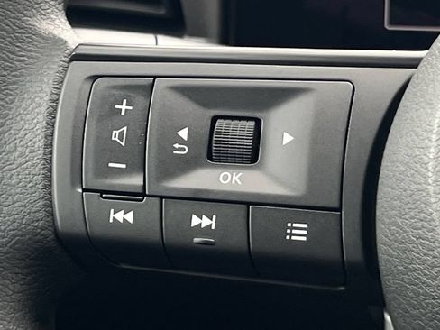 New 2026 Nissan Kicks SV FWD image 11