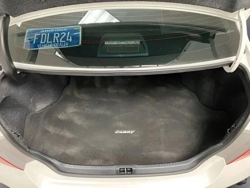 Used 2017 Toyota Camry XSE w/ Advanced Technology Package FWD image 12