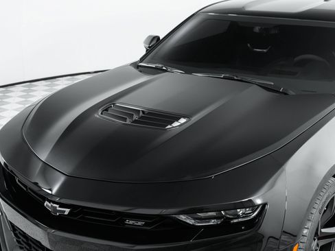 Used 2022 Chevrolet Camaro SS RWD image 40