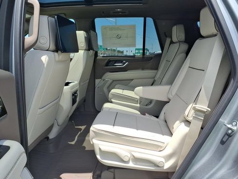 New 2026 GMC Yukon Denali w/ Denali Reserve Package AWD/4WD image 14