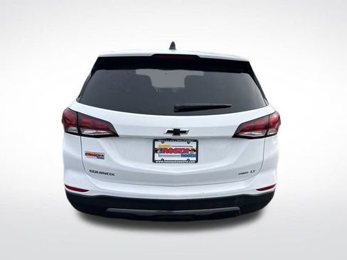 Used 2024 Chevrolet Equinox LT w/ LPO, Floor Liner Package image 4