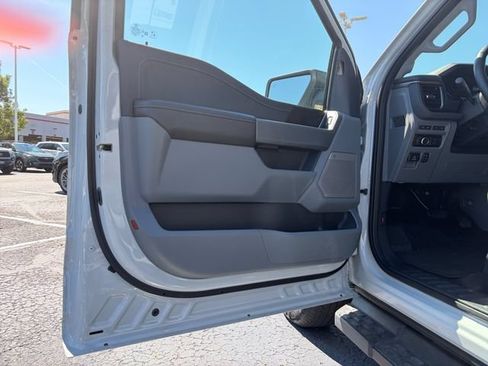 Used 2024 Ford F150 Lightning Flash AWD/4WD image 13